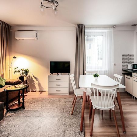 Fully-Furnished Apartment With Air Conditioning For Families, Cracow Old Town Krakau Buitenkant foto