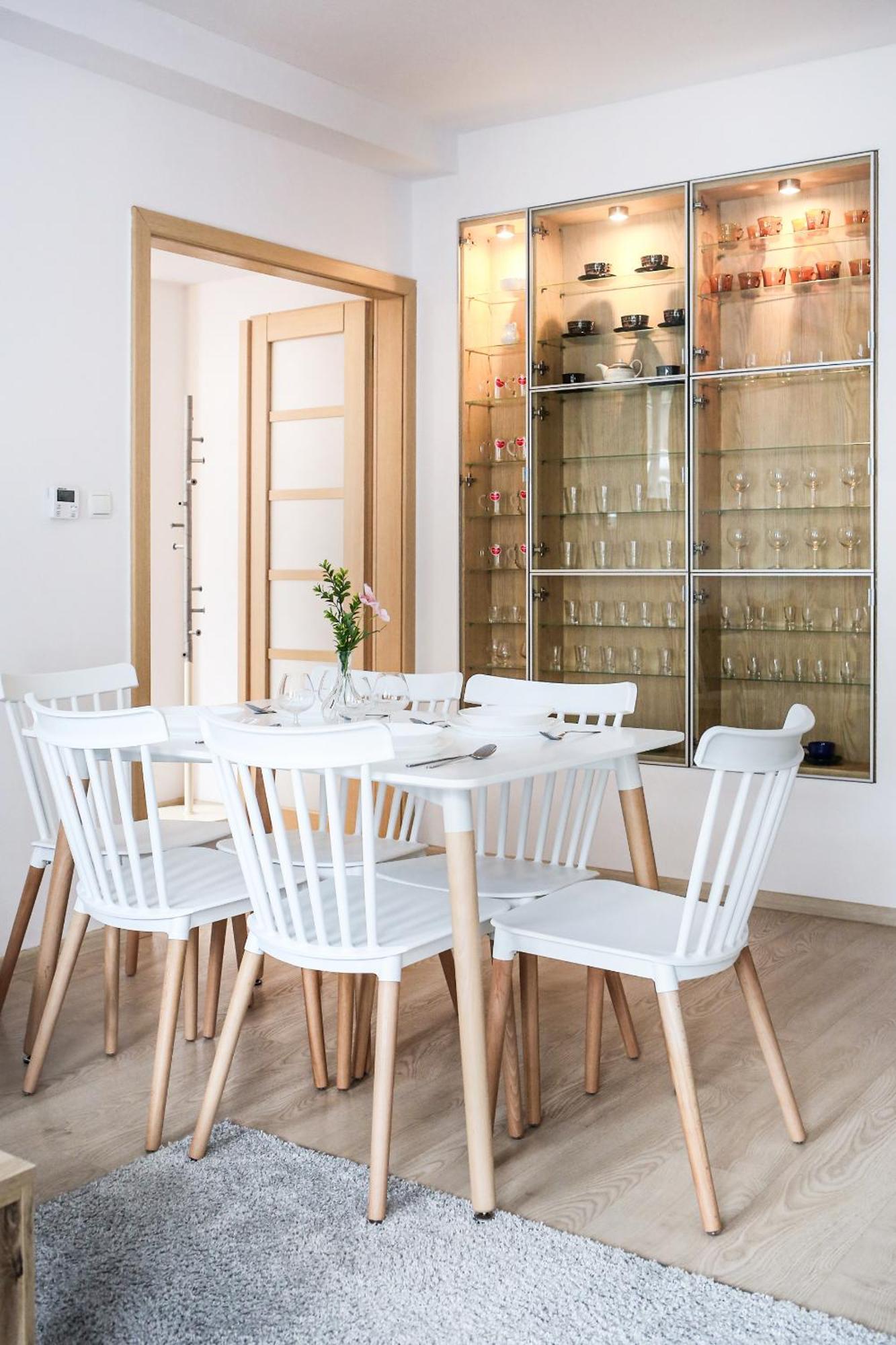 Fully-Furnished Apartment With Air Conditioning For Families, Cracow Old Town Krakau Buitenkant foto