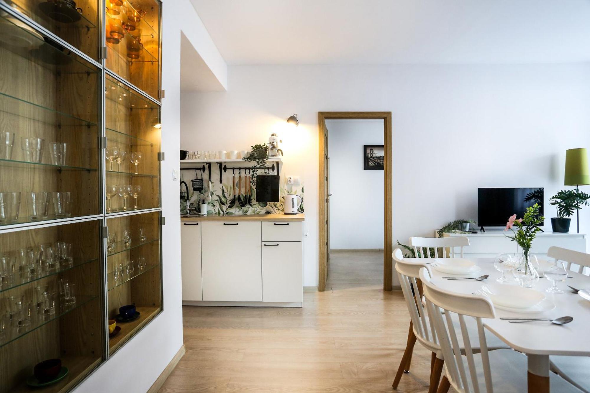 Fully-Furnished Apartment With Air Conditioning For Families, Cracow Old Town Krakau Buitenkant foto